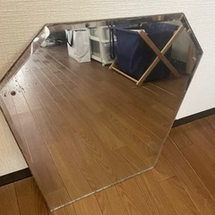 壁掛け鏡の画像