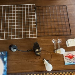 無料　LED蛍光灯、電灯、生活雑貨の画像
