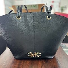 【　MICHAEL KORS　】　MD FAN トートバッグ　牛革　リアルレザー　ブラック の画像
