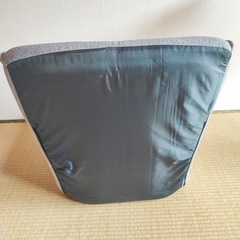 ニトリ　座面が伸ばせる座椅子の画像