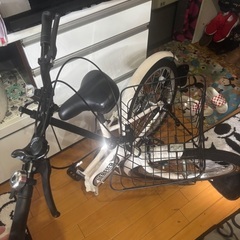 折りたたみ自転車の画像