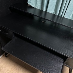 ゲーミングデスク PCデスクの画像