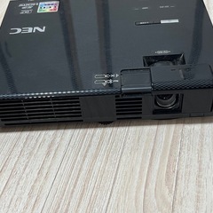 NEC LEDモバイルプロジェクターの画像