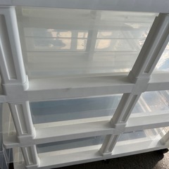 引き出し式　プラスチック製収納ケースの画像