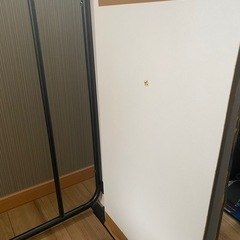 【300円】パソコンデスク　引き出し2段　キーボード置き場　補修テープ付きの画像
