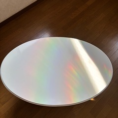【お引き取り限定】白いローテーブルの画像