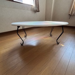 【お引き取り限定】白いローテーブルの画像