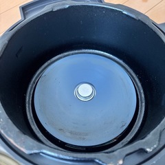 【明日廃棄予定】アイリスオーヤマ　電気圧力鍋の画像