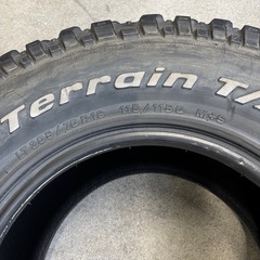 BFグッドリッチ KM 305/70R 16の画像