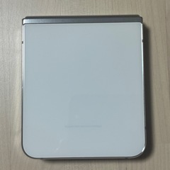 韓国版 Galaxy Z Flip 5 (SM-F731N) 本体 512GBの画像