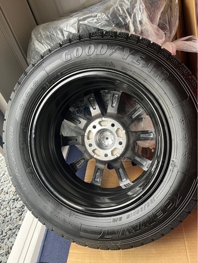 2023年製　スタッドレスアイスナビ7  8割溝　195/65R15（ホイル付き） プリウス、ノア／ヴォクシー、セレナ等に適合