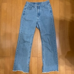 アースのデニムMサイズの画像
