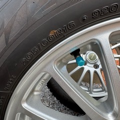 バリ溝スタッドレスホイール付き4本ブリヂストンVRX2
の画像
