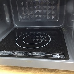 #I-62【ご来店頂ける方限定】TOSHIBAのフラット電子レンジですの画像