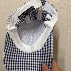 ZARAキャップの画像