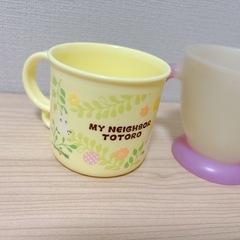 🍴給食袋、コップ袋2点&トトロとコンビのコップ2点set!!中古美品の画像
