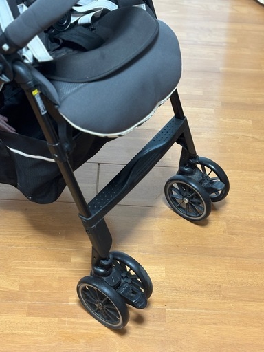 combi メチャカルハンディーオート4キャス 