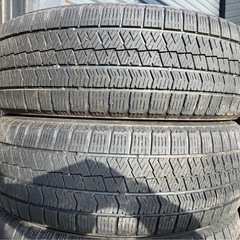 中古スタッドレス　BRIDGESTONE BLIZZAK VRX2 2018年製　195/65R15の画像