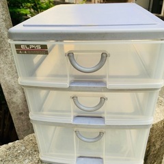 ★収納棚3段☆の画像