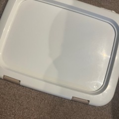 フチ漏れしにくいペットカバートイレカバーアイリスオーヤマの画像