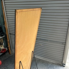 スタンド付き全身鏡の画像