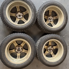 205/60R16 スタッドレス　プリウスアルファ　アルファード等　ダンロップ　ウインターマックスWM02の画像