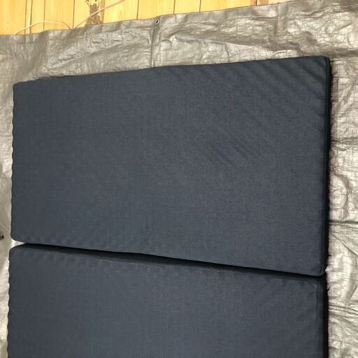 Niceday 三つ折りマットレス セミダブル 高反発 ネイビー 体圧分散 折りたたみ収納　【糸島市内 送料無料】250929-10