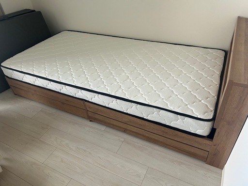 新品　未使用　シングルベッド　マットレスセット
