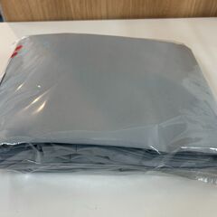 上品ライトブルー遮光カーテンの画像