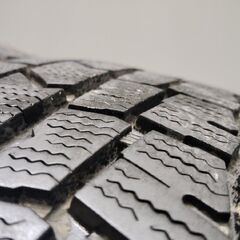 DUNLOP WINTER MAXX WM02 195/65R16 16インチ スタッドレス 23年製 バリ溝 ライズ ロッキー レックス アテンザセダン等　(KTF355)の画像