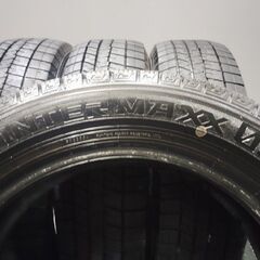 DUNLOP WINTER MAXX WM03 185/60R16 16インチ スタッドレス 4本 23年製 バリ溝 ノートe-POWER MAZDA2 アクア フィット等　(KTG376)の画像