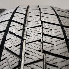 DUNLOP WINTER MAXX WM03 185/60R16 16インチ スタッドレス 4本 23年製 バリ溝 ノートe-POWER MAZDA2 アクア フィット等　(KTG376)の画像