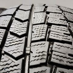 DUNLOP WINTER MAXX WM02 195/65R15 15インチ スタッドレス 4本 22年製 バリ溝 プリウス カローラ ストリーム ノア ウィッシュ等　(KTM509)の画像