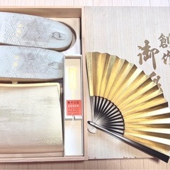 沙織ブランド 木箱付き！！草履、バッグ、センスの画像