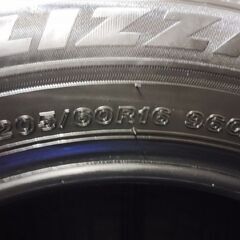BS BRIDGESTONE BLIZZAK VRX3 205/60R16 16インチ スタッドレス 4本 22年製 バリ溝 ステップワゴン ヴォクシー ノア ジューク等　(KTL518) の画像
