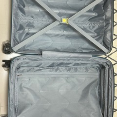 スーツケース DELSEY PARIS デルセー　M 75L フランス　美品の画像
