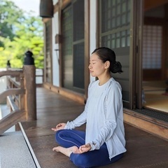 この秋、お寺でヨガをはじめよう！の画像