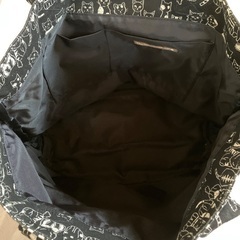 ネコ柄ハンドバッグの画像