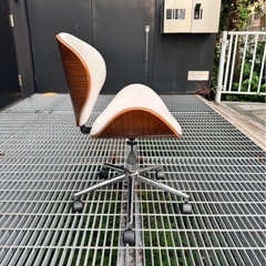 美品　椅子　の画像