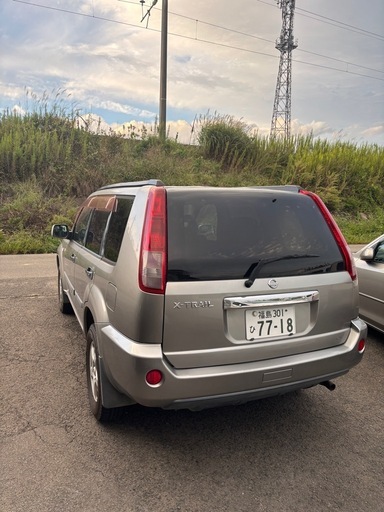 日産 エクストレイル 4WD AT