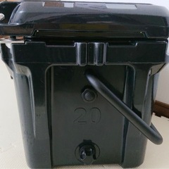 アイスランドクーラー20QT クーラーボックス の画像