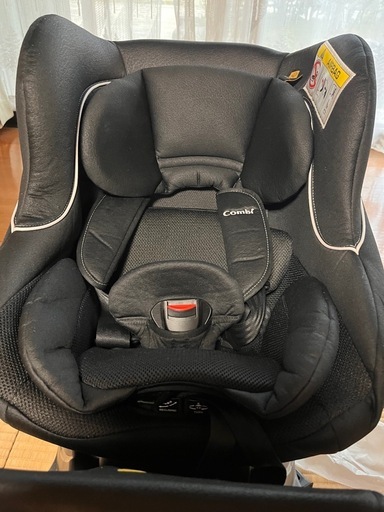 combi チャイルドシート クルムーヴ ISOFIX エッグショック