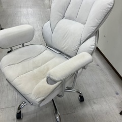 ゲーミングチェア　ホワイト【トレファク堺福田店】の画像