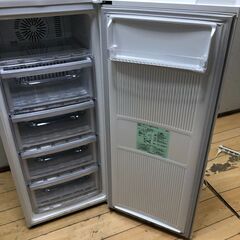 美品 MITSUBISHI 三菱 ノンフロン冷凍庫 121L MF-U12N-W形 2011年 冷凍ストッカー フリーザー　ホワイト　【糸島市内 送料無料】75015-2-025の画像