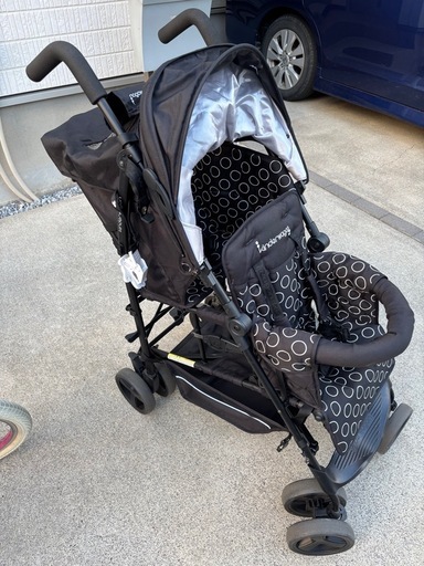 2人乗りベビーカー縦　KinderWagon