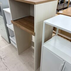 リユースのサカイ栃木店★ジモティ割あり★  レンジ台 ベージュ W60.5×D46.5×H128.3 クリーニング済み TC10861の画像