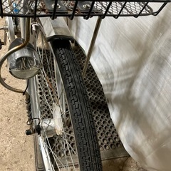 【27インチ 通学系シティサイクル オートライト/６段変速】の画像