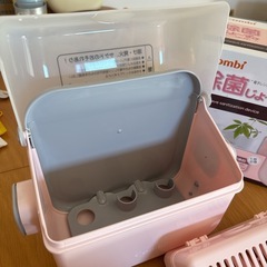 Combi 電子レンジ消毒ケース 哺乳瓶　除菌　電子レンジ　の画像