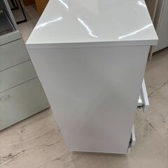 *お値段見直しました*リユースのサカイ栃木店★ジモティ割あり★  レンジ台 ホワイト W44.5×D44.5×H101 クリーニング済み TC10862の画像