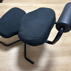 背もたれつき バランスチェアの画像
